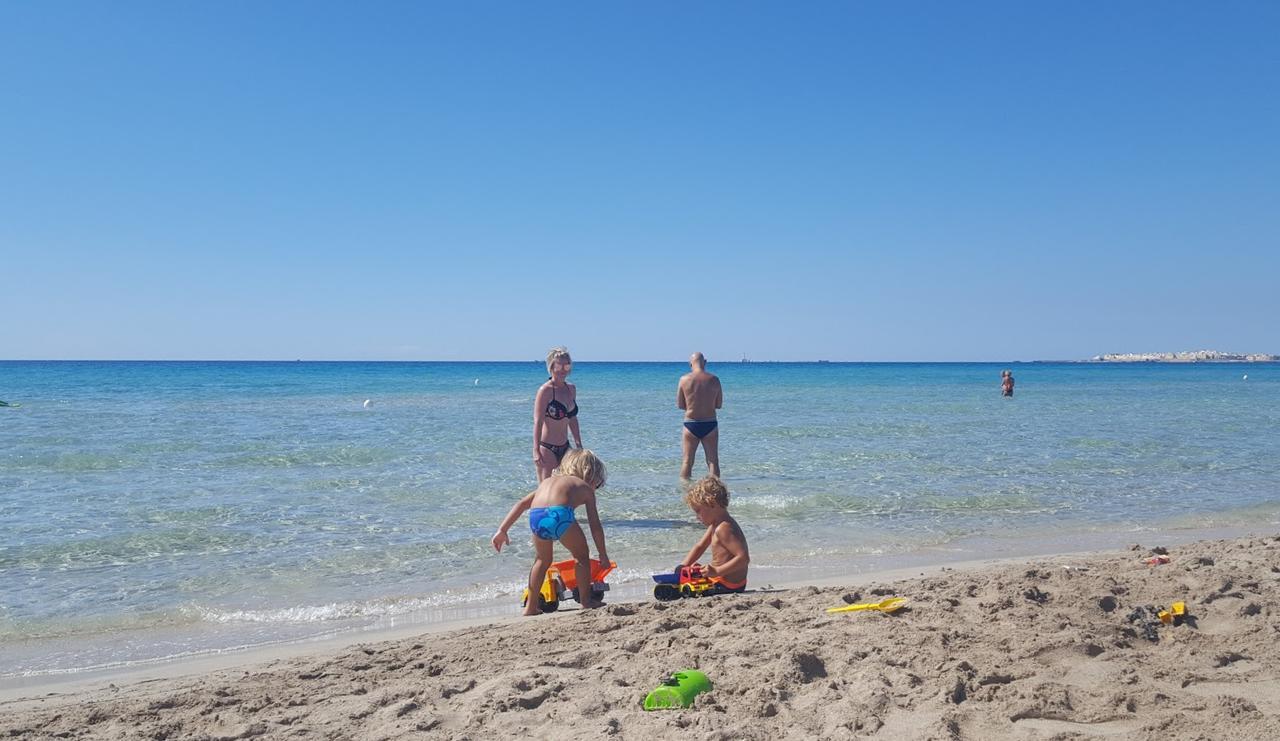 לינה וארוחת בוקר גאליפולי La Casa Del Turista מראה חיצוני תמונה