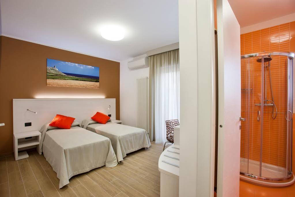 לינה וארוחת בוקר גאליפולי La Casa Del Turista מראה חיצוני תמונה